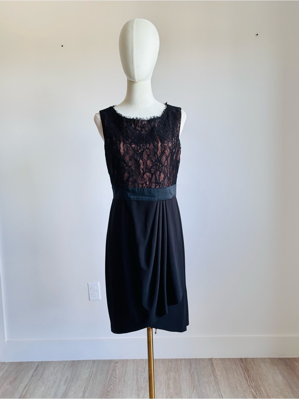 Suzi Chin for Maggy Boutique Black Lace Bodice Cocktail Dress